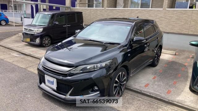 Toyota HARRIER 2015-04 8281764-11