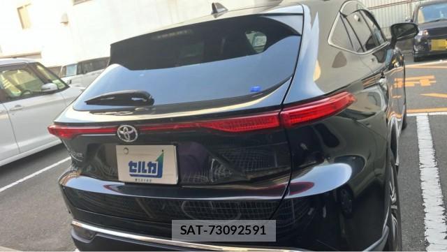 Toyota HARRIER 2021-08 8281816-1