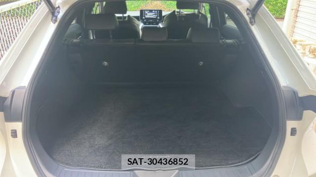 Toyota HARRIER 2022-07 8281882-17