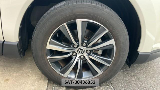 Toyota HARRIER 2022-07 8281882-8