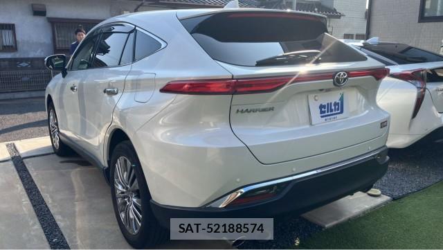 Toyota HARRIER 2021-12 8282160-13