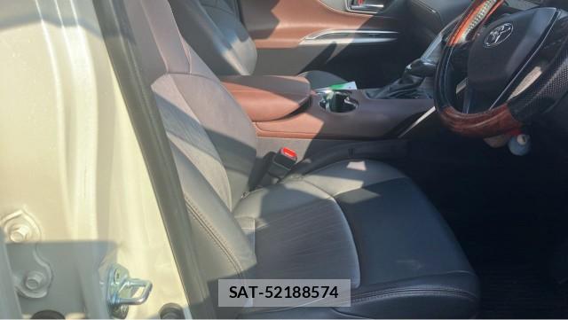 Toyota HARRIER 2021-12 8282160-5