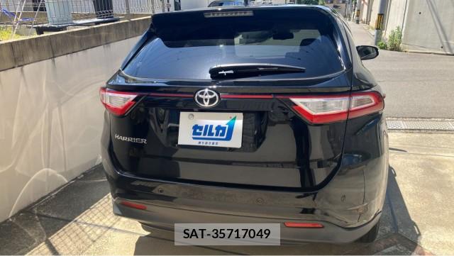 Toyota HARRIER 2017-11 8282278-1