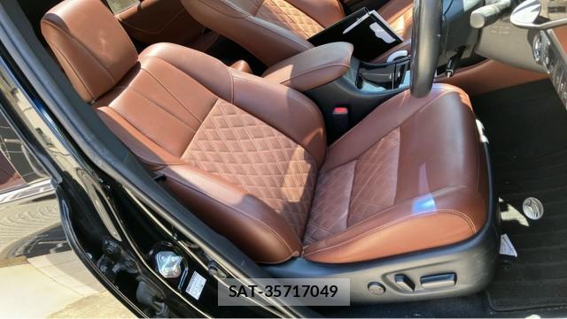 Toyota HARRIER 2017-11 8282278-5