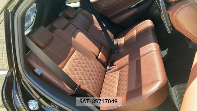 Toyota HARRIER 2017-11 8282278-6