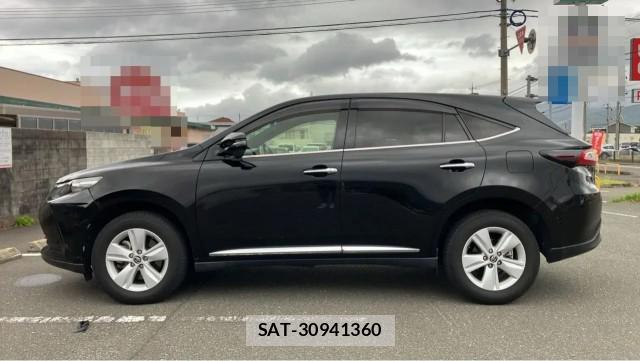 Toyota HARRIER 2017-08 8282348-10