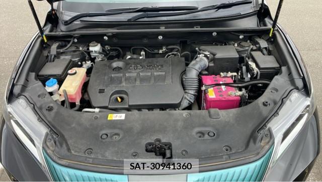 Toyota HARRIER 2017-08 8282348-7
