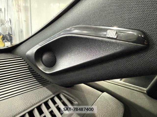 Toyota HARRIER 2021-10 8282761-12