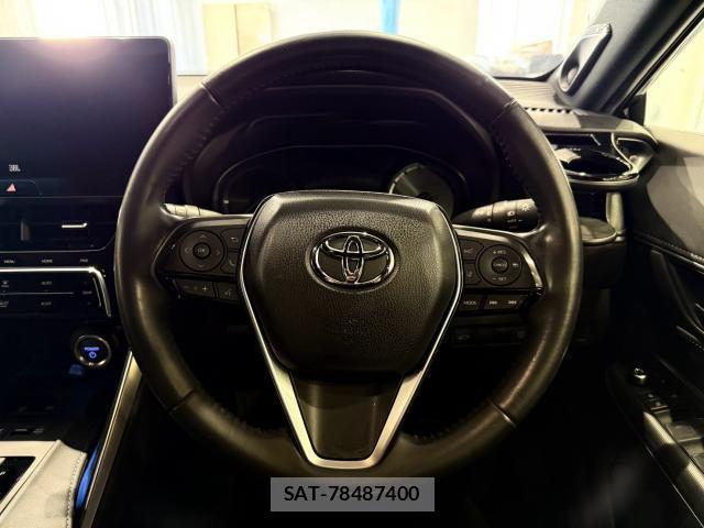 Toyota HARRIER 2021-10 8282761-4