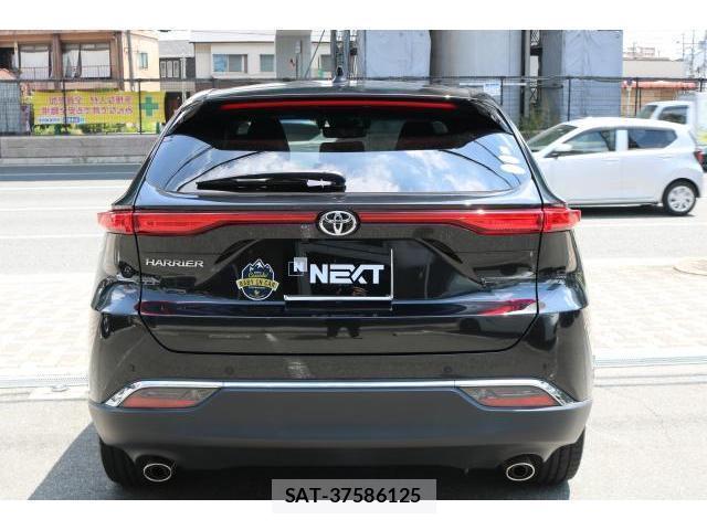 Toyota HARRIER 2021-09 8282879-1