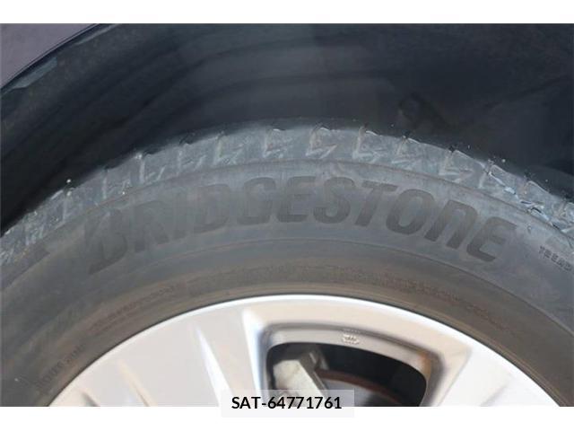 Toyota HARRIER 2023-06 8283533-17