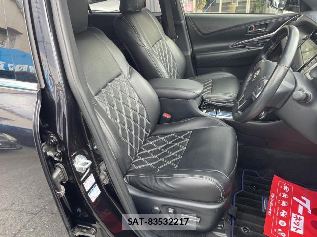 Toyota HARRIER 2018-12 8283572-4