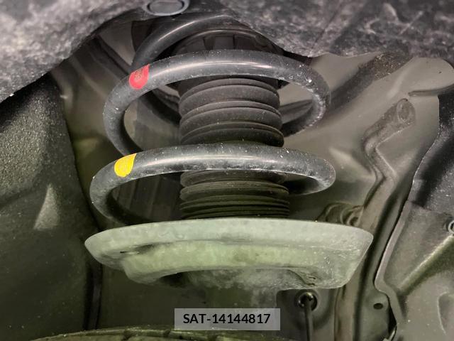 Toyota HARRIER 2020-11 8283589-19