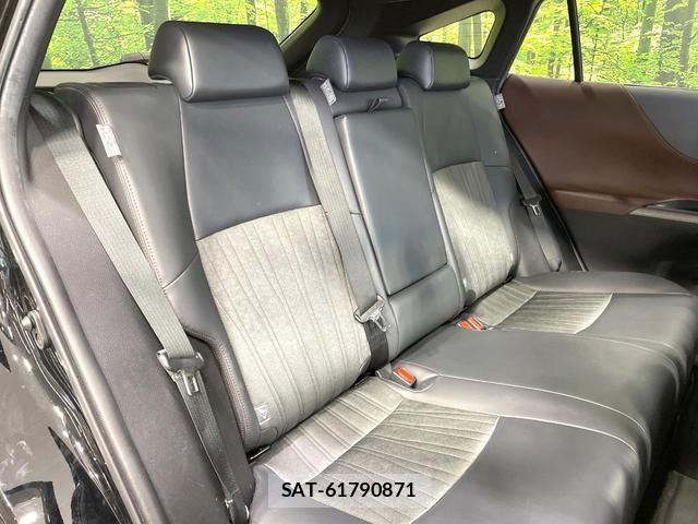 Toyota HARRIER 2020-08 8284506-8