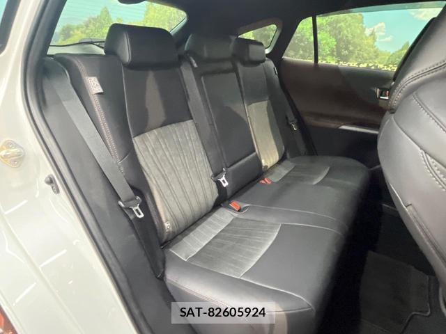 Toyota HARRIER 2025-05 8284570-8