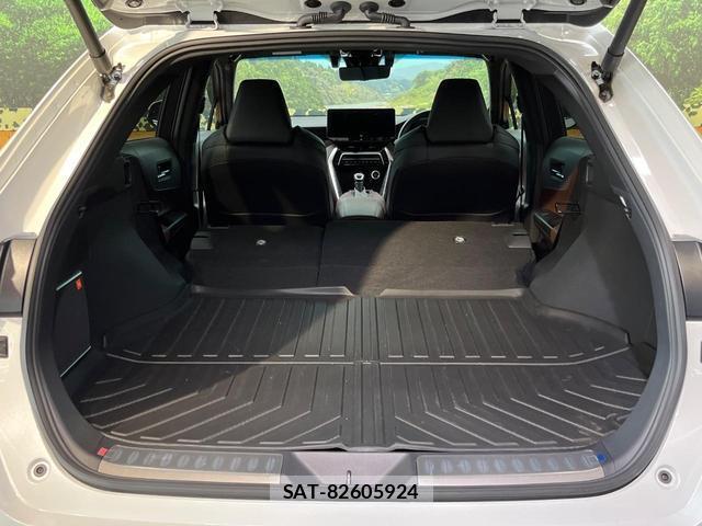 Toyota HARRIER 2025-05 8284570-9