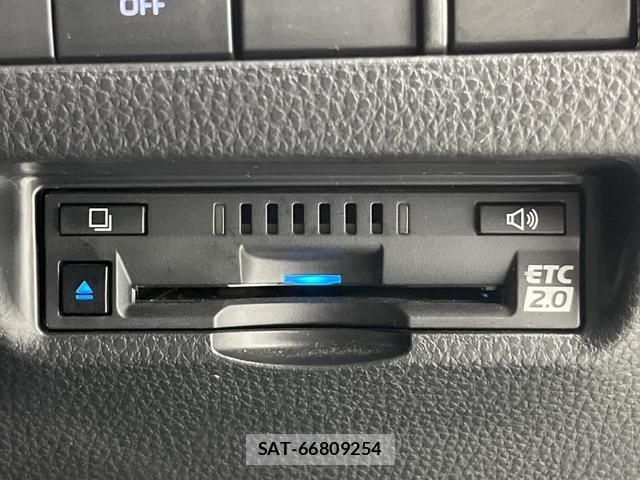 Toyota HARRIER 2021-07 8284919-6