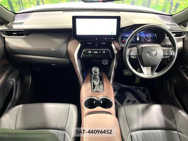 Toyota HARRIER 2025-01 8285216-1