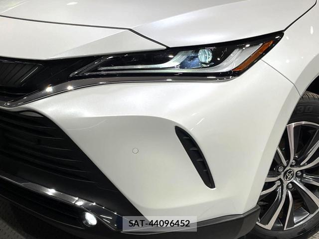 Toyota HARRIER 2025-01 8285216-11