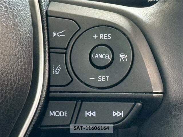 Toyota HARRIER 2021-12 8285778-6