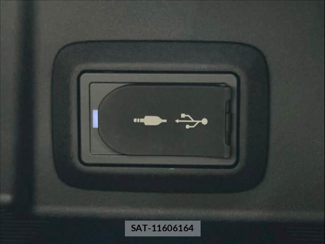 Toyota HARRIER 2021-12 8285778-9