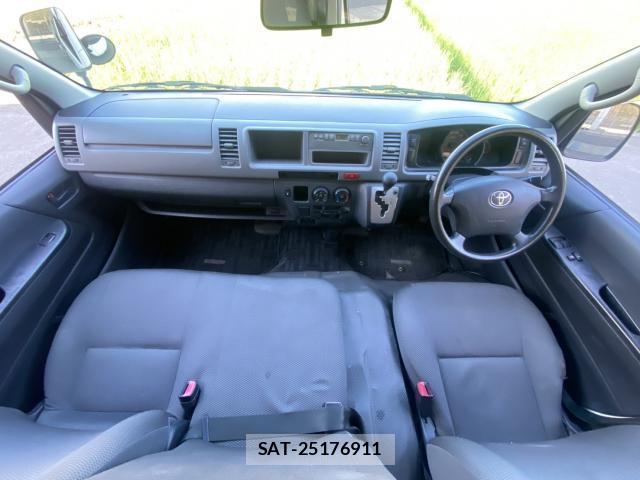 Toyota HIACE COMMUTER 2010-11 8285830-2