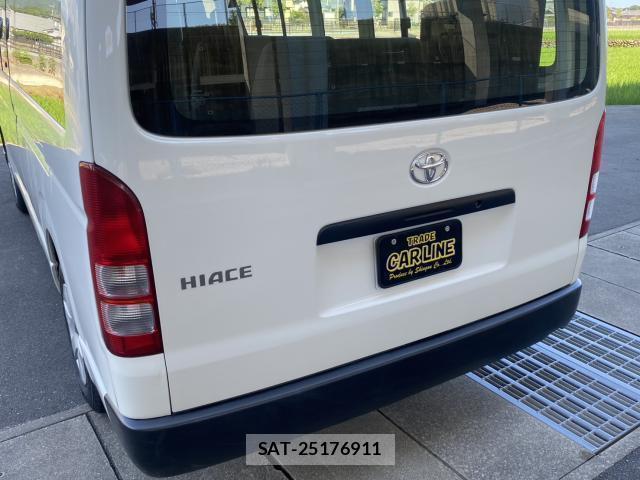 Toyota HIACE COMMUTER 2010-11 8285830-6