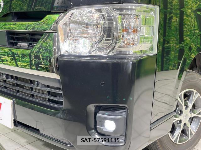 Toyota HIACE VAN 2024-02 8276714-11