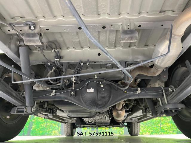 Toyota HIACE VAN 2024-02 8276714-18