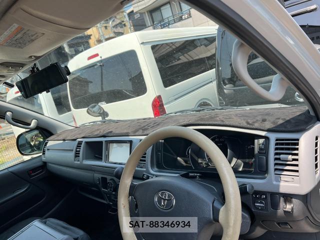 Toyota HIACE VAN 2010-01 8276798-16