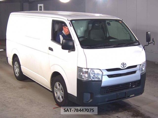 Toyota HIACE VAN 2015-07 8276854-0