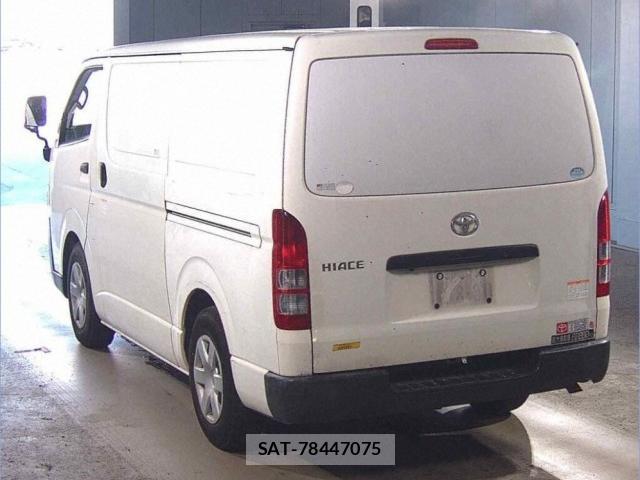 Toyota HIACE VAN 2015-07 8276854-1