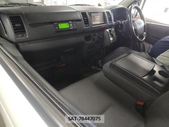Toyota HIACE VAN 2015-07 8276854-3