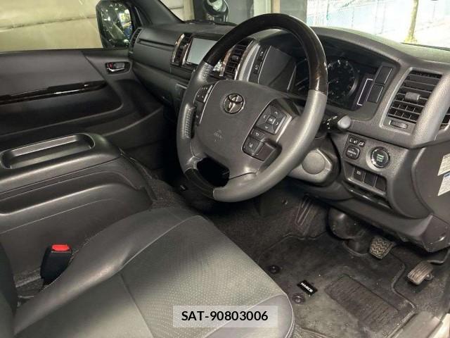 Toyota HIACE VAN 2022-06 8276855-3