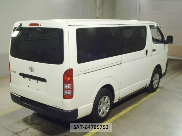 Toyota HIACE VAN 2022-07 8276866-1