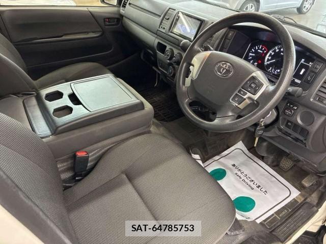 Toyota HIACE VAN 2022-07 8276866-3