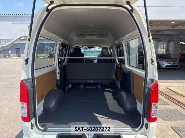 Toyota HIACE VAN 2026-02 8276869-2