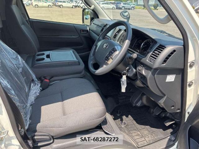 Toyota HIACE VAN 2026-02 8276869-3
