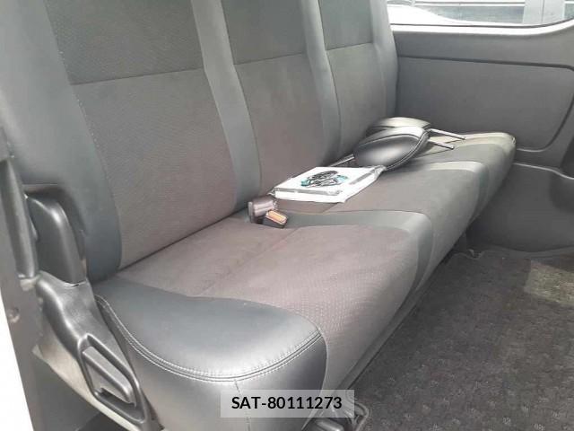 Toyota HIACE VAN 2021-07 8276884-2