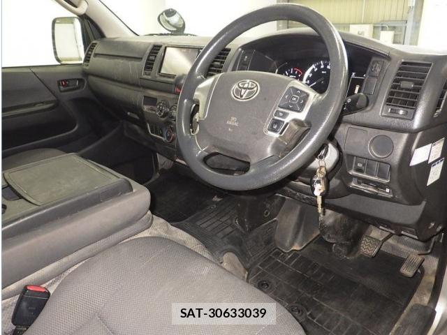 Toyota HIACE VAN 2020-06 8276891-3