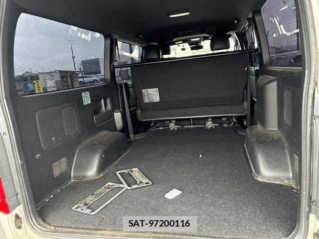 Toyota HIACE VAN 2021-05 8276897-2
