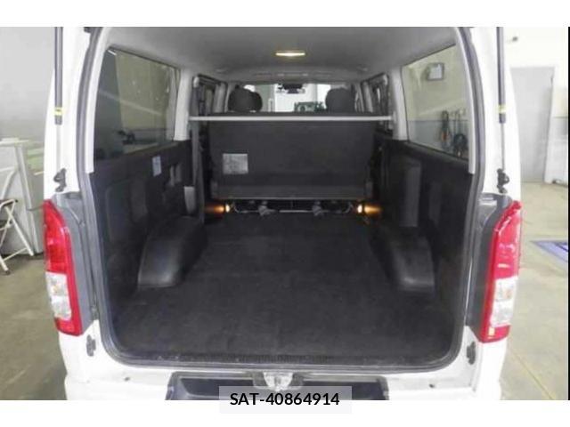 Toyota HIACE VAN 2018-02 8276904-2