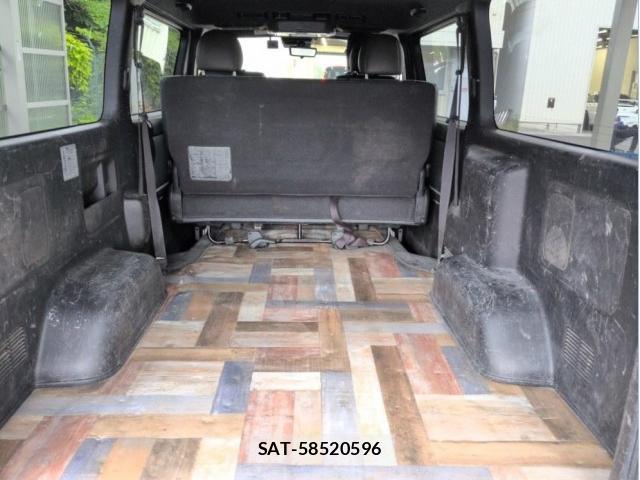 Toyota HIACE VAN 2023-01 8276911-2
