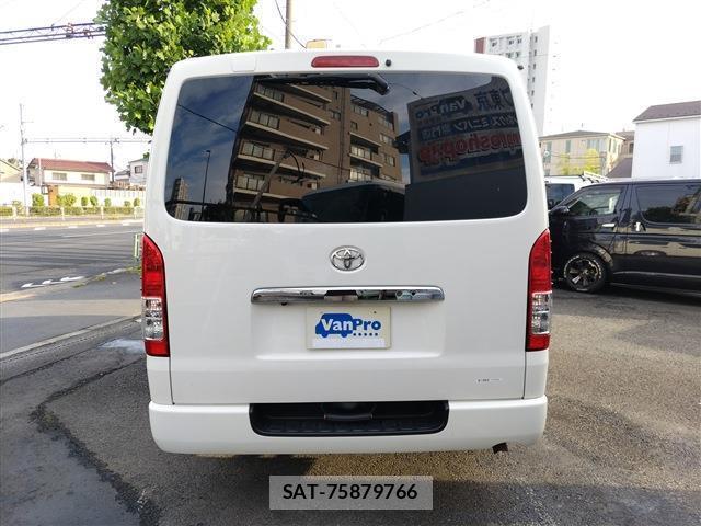 Toyota HIACE VAN 2016-02 8277158-5
