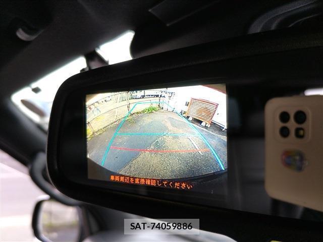 Toyota HIACE VAN 2019-06 8277159-16