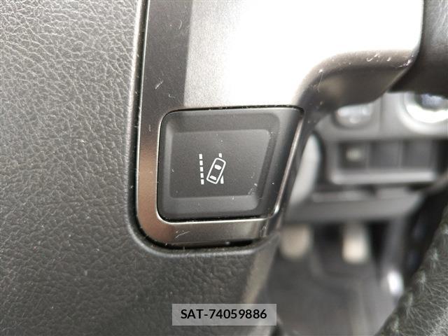 Toyota HIACE VAN 2019-06 8277159-19