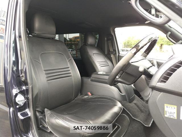 Toyota HIACE VAN 2019-06 8277159-9