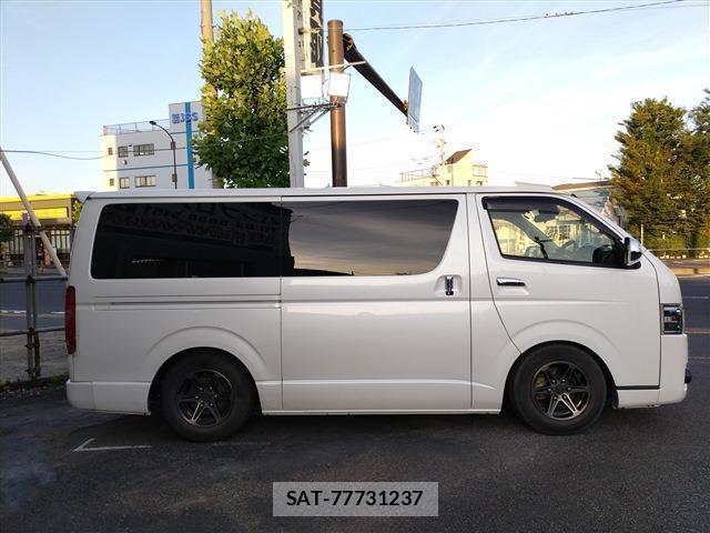 Toyota HIACE VAN 2018-05 8277160-3