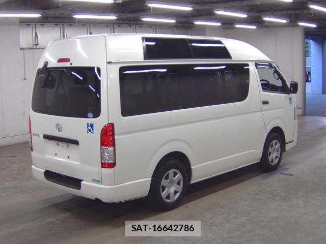 Toyota HIACE VAN 2020-06 8277442-5