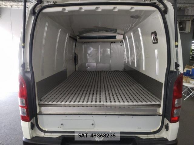 Toyota HIACE VAN 2015-05 8277480-3